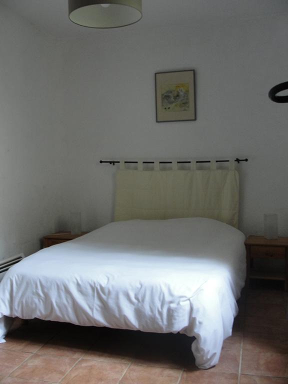 Le Mas De La Cherine Quinson Room photo